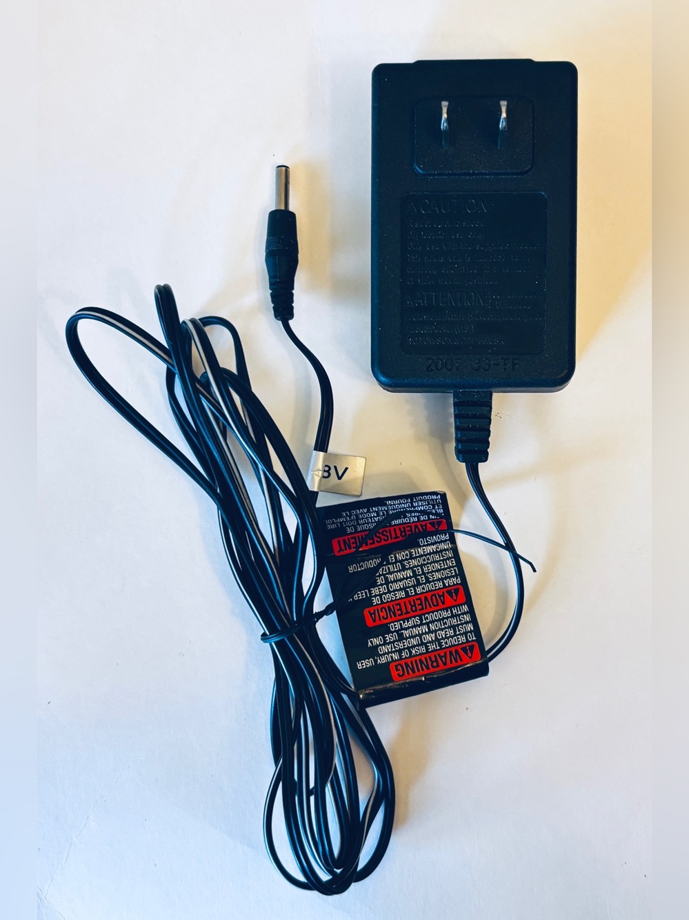 New Discontinued OEM Black & Decker Charger 90500932 ETPCA-180021U3 26V